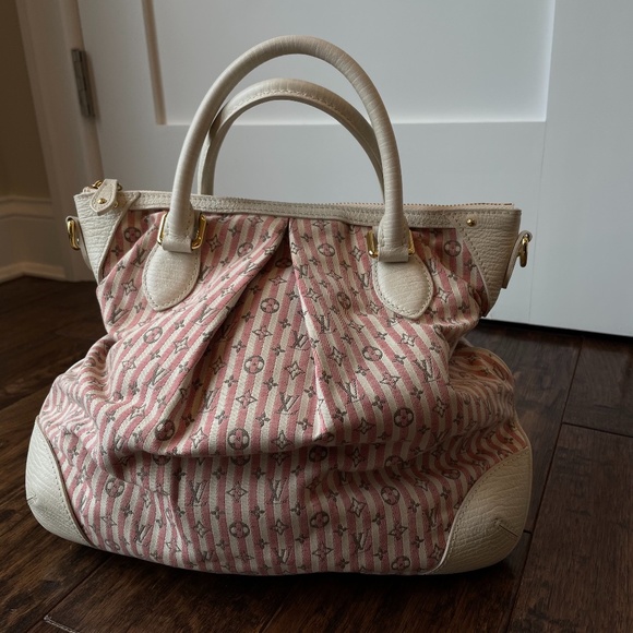 LOUIS VUITTON Mini Lin Croisette Marina GM Rouge Pleated Bag - Picture 1 of 4